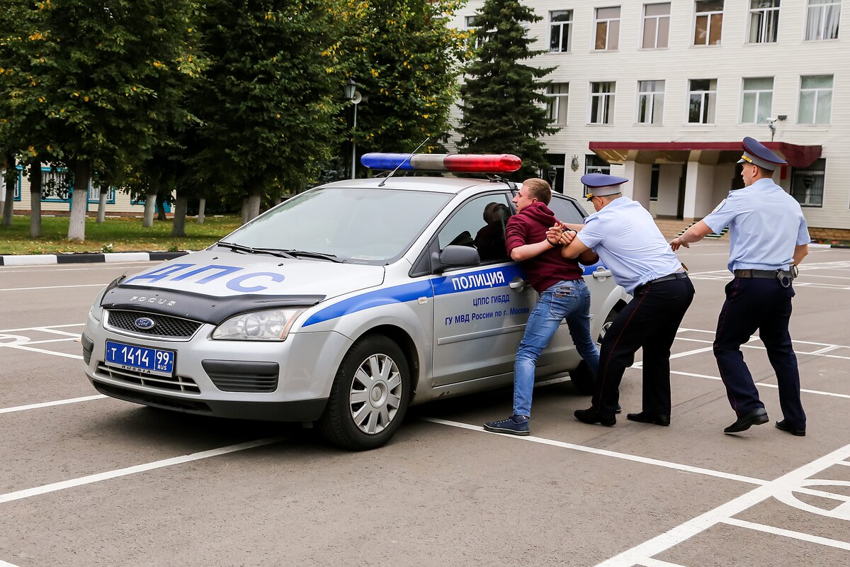 Столичная Госавтоинспекции показала, как ловит преступников – Москва 24,  13.08.2016