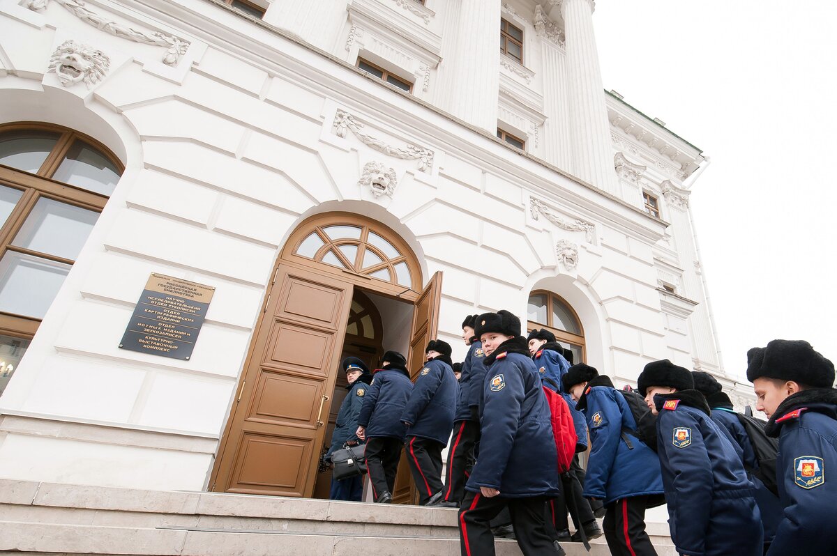 В Доме Пашкова состоялся первый московский кадетский бал – Москва 24,  26.03.2016