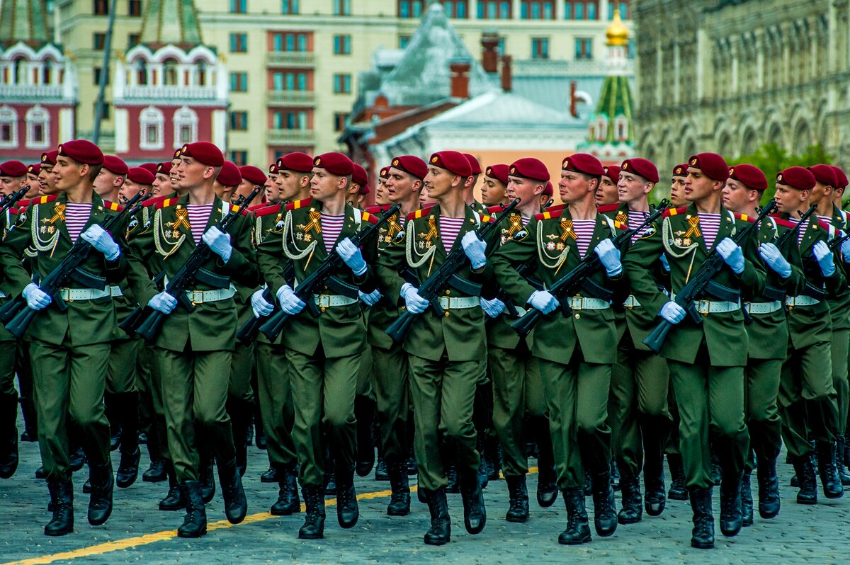 Военный марш фото