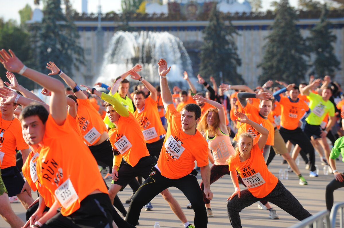 Бег москва. Бег на ВДНХ. 25 Сентября забег ВДНХ. Run Moscow 2019. ВДНХ бег руд.