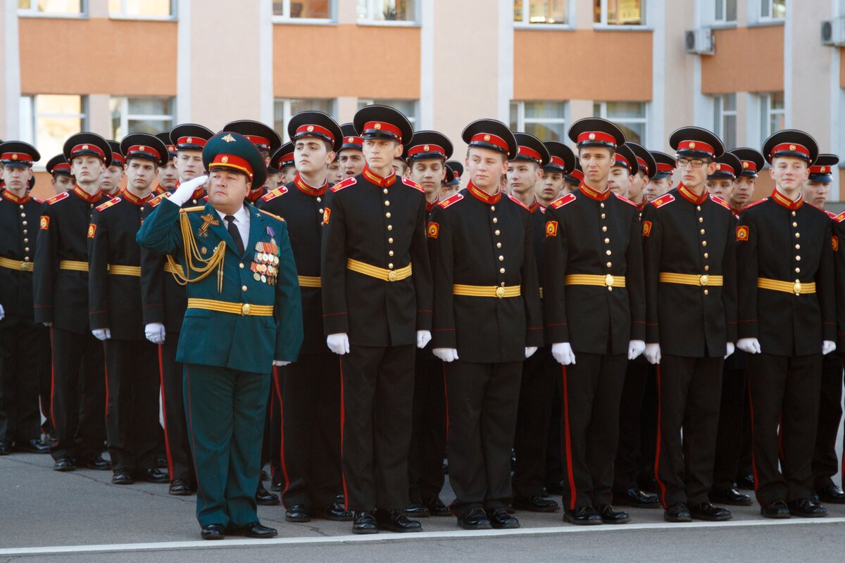 Московское училище. Суворовское училище в Москве Бабушкинская. Суворов и Суворовские училища. Новосибирское Суворовское училище. Суворовское училище в Воронеже.