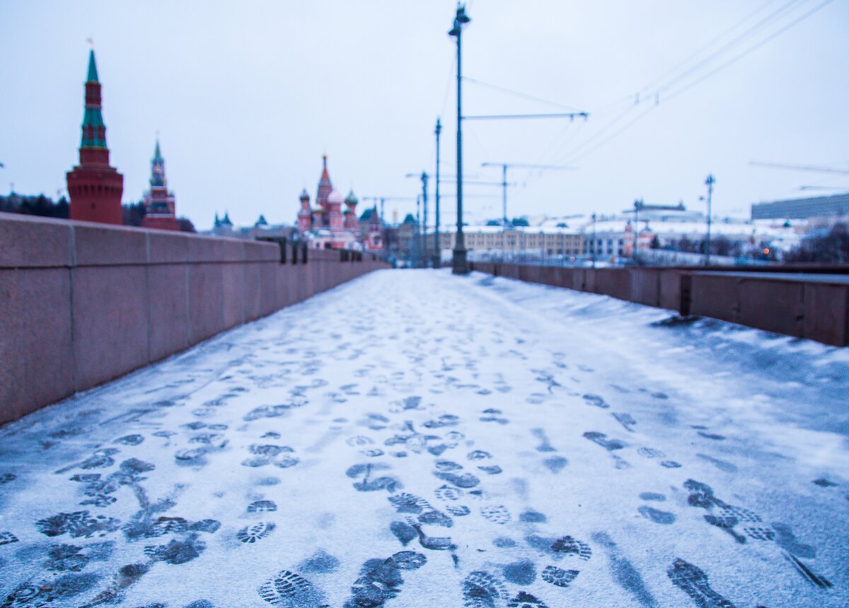 Мало снега. Мало снега фото. Фото с малым снегом. Снег в Москве 20 апреля 2021.