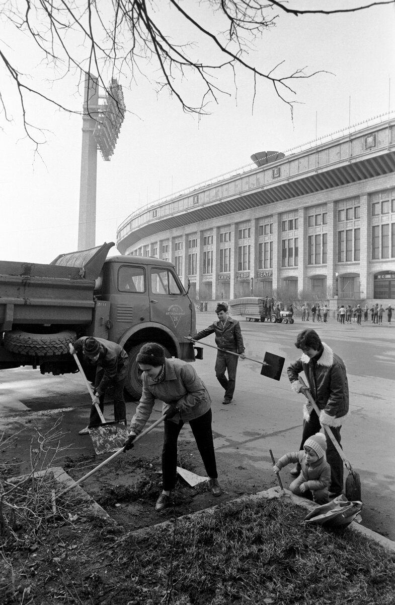 Каким был первый московский субботник – Москва 24, 24.04.2015