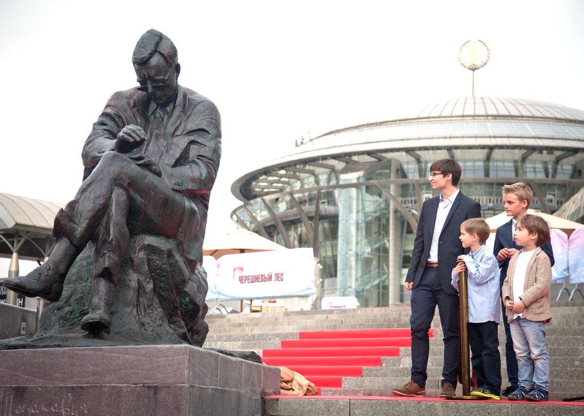 В Москве открыли памятник Дмитрию Шостаковичу – Москва 24, 29.05.2015