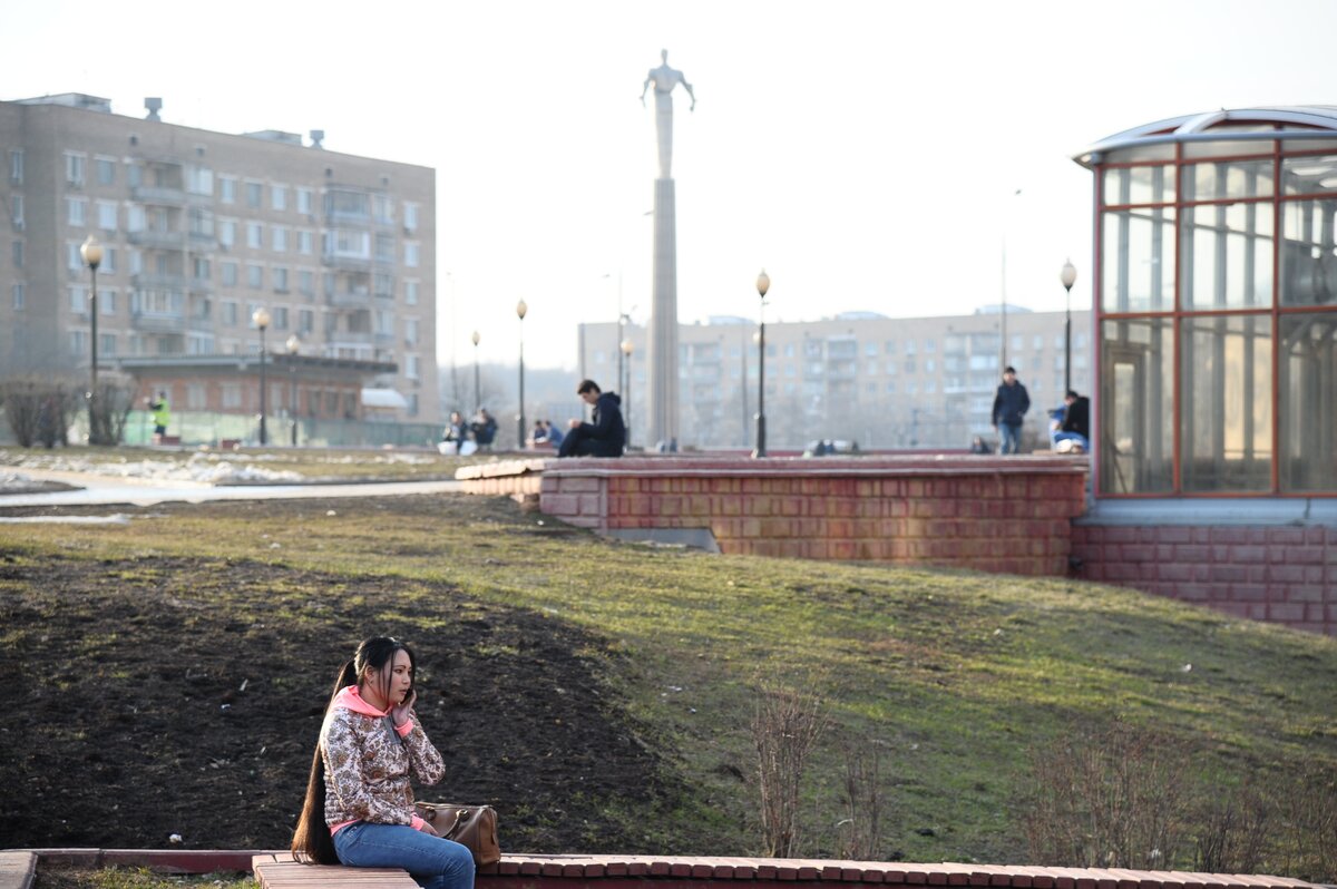 Когда полностью растает снег в москве