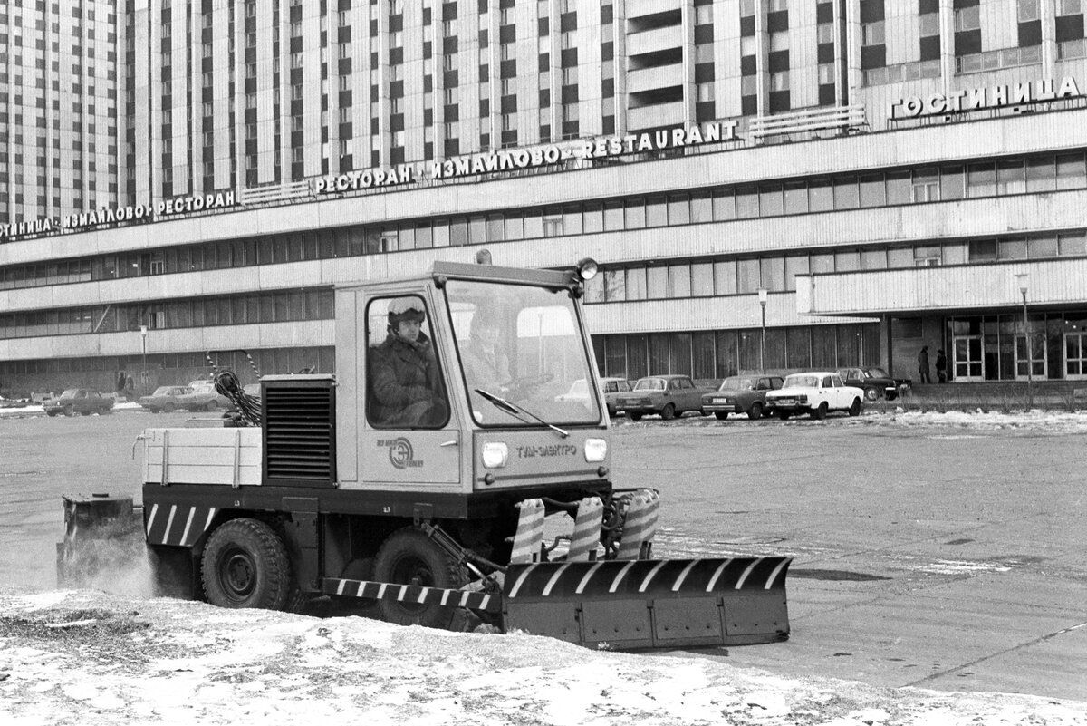 Как убирали снег в Москве с начала 1980-х годов – Москва 24, 03.02.2015