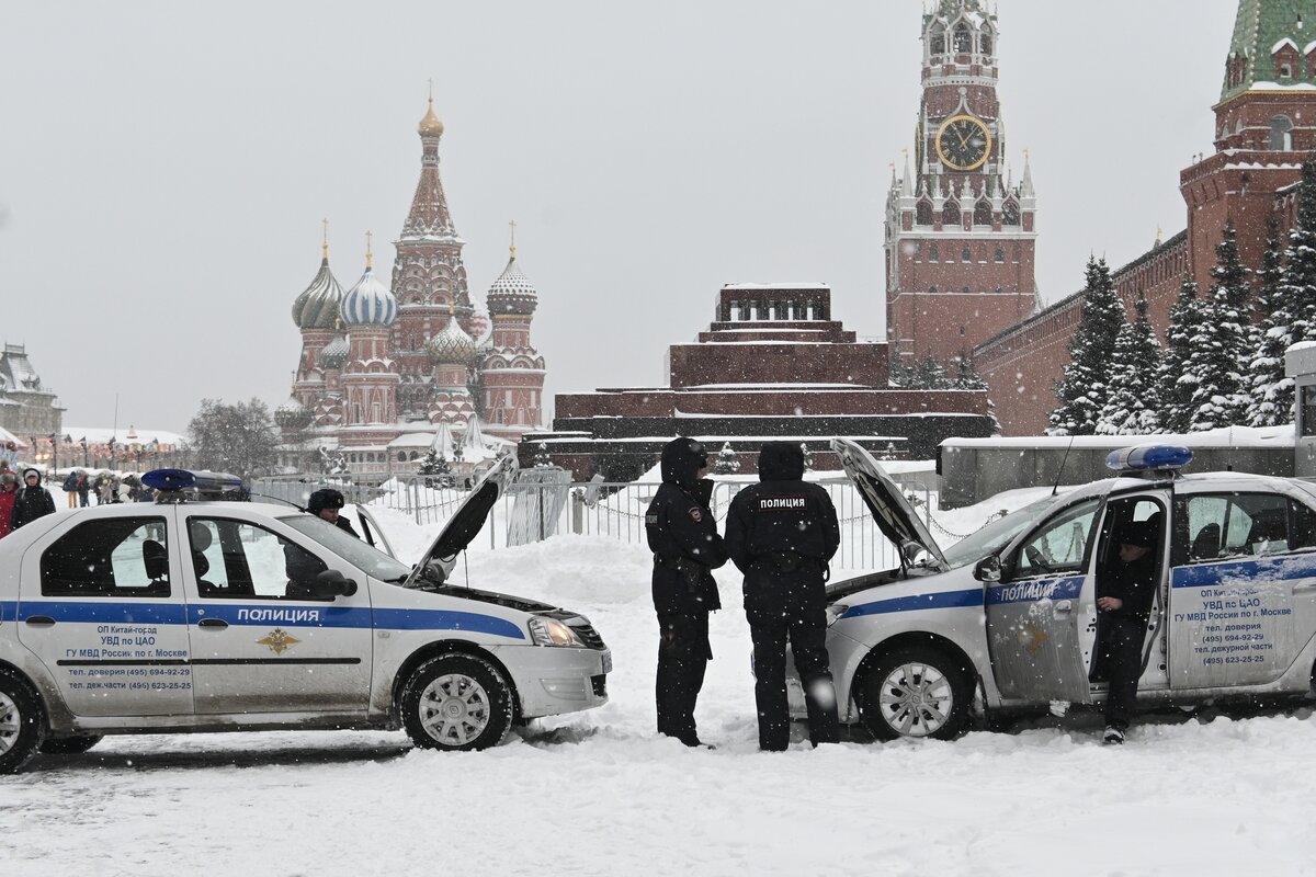 Погода 14 дней москва 2024 год. Снежный коллапс в Москве 19.12.22. Какое рекордное количество снега в Москве за годы. Москвич 2022. Погода зимой в Москве 2024.