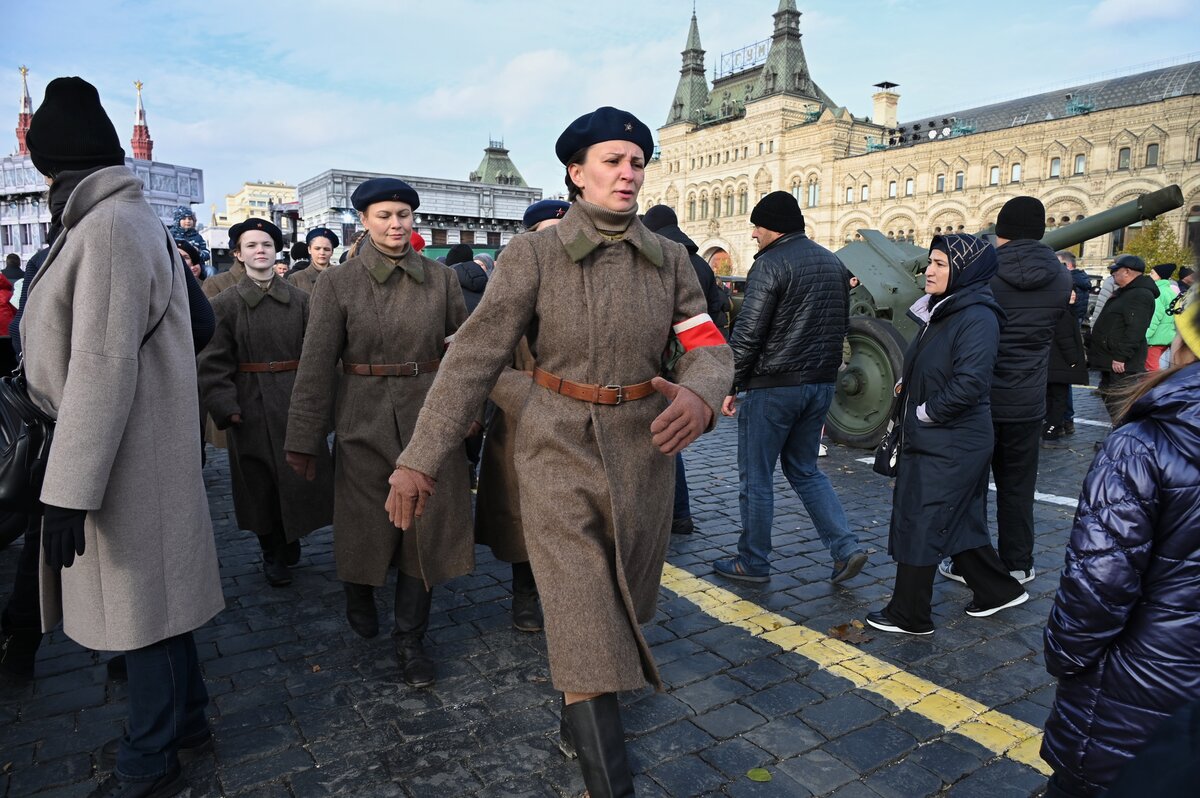 Бабичев Блоггер Фото На Красной Площади