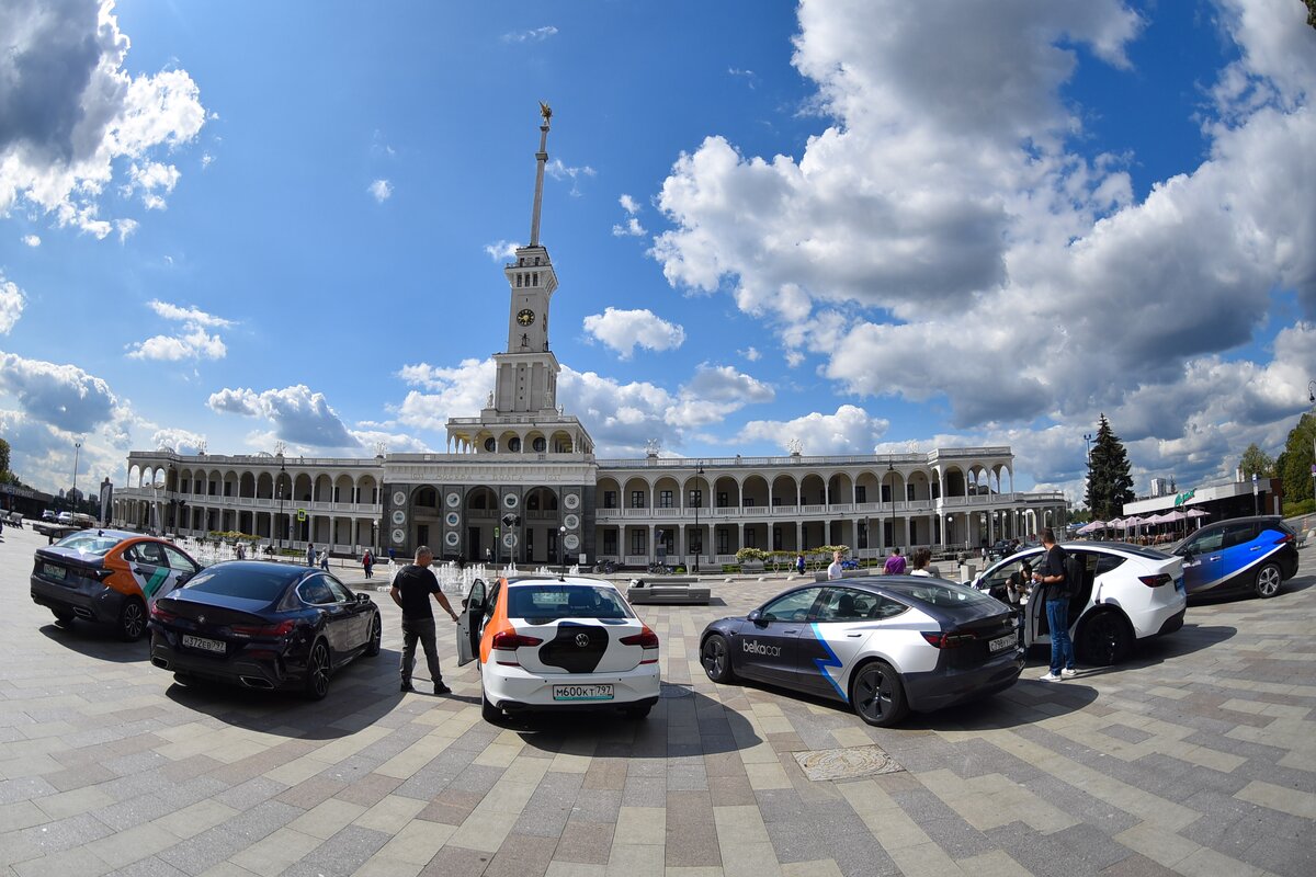 Выставка в честь Дня каршеринга состоялась на Северном речном вокзале –  Москва 24, 26.08.2023