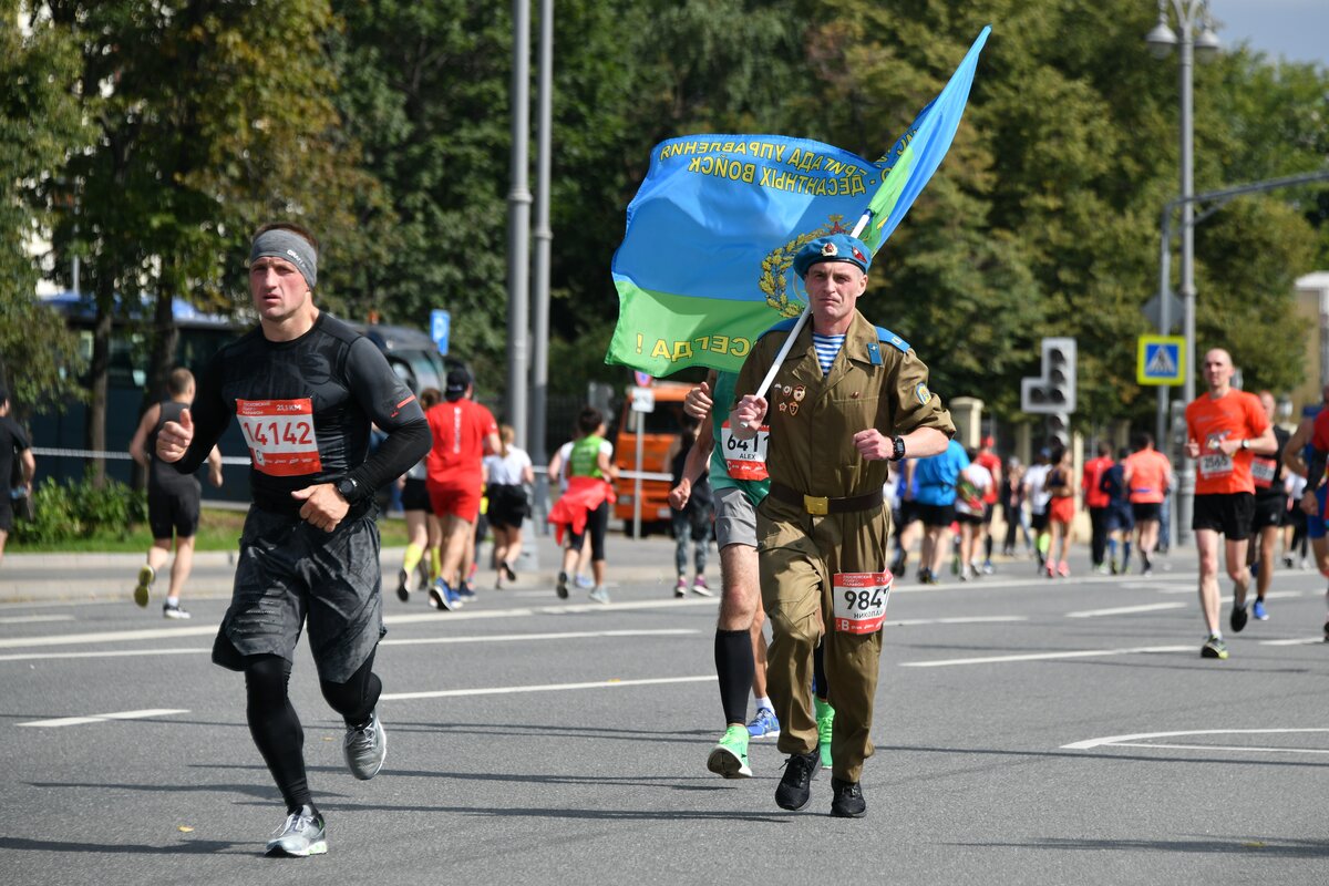 Московский полумарафон 2019 фото