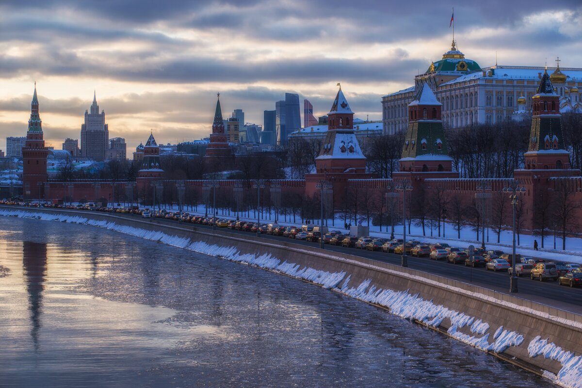 Река москва зимой фото