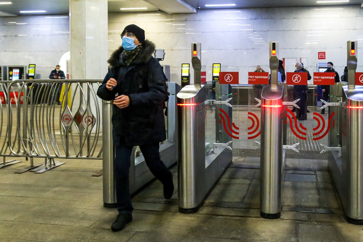 Март выход. Метро по выходам. Станции метро закрытого типа. Метро открывается в Москве. Выход метро.