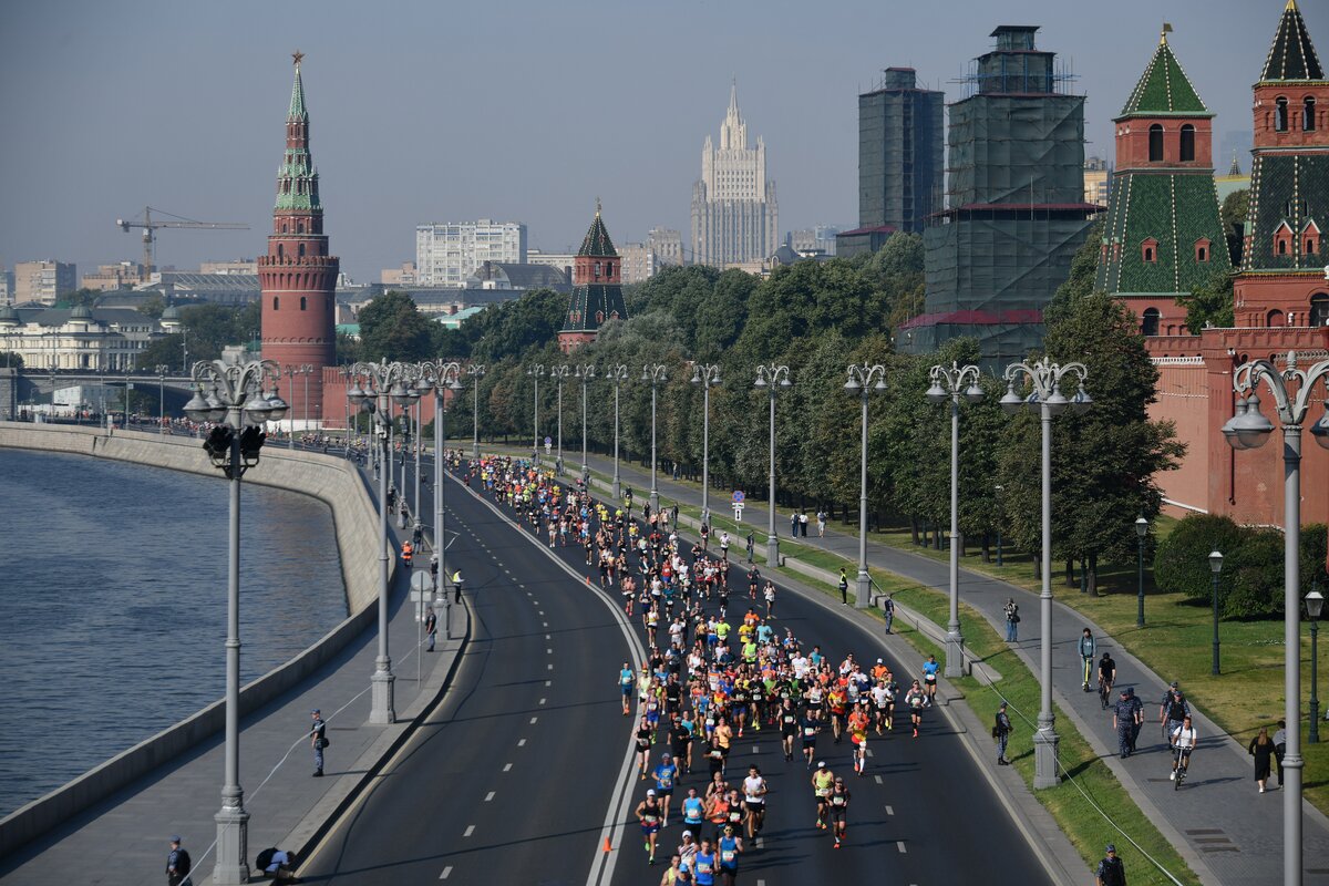 Каких людей принимает москва. Москва сейчас фото. Лужники. Москва 2022. Москва фото 2022.