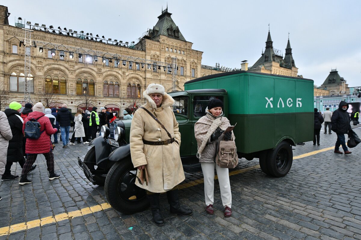 Выставка техники в москве на красной площади. Красная площадь. Красная площадь Москва 2022. Интерактивный музей на красной площади. Красная площадь 7 ноября 2022.