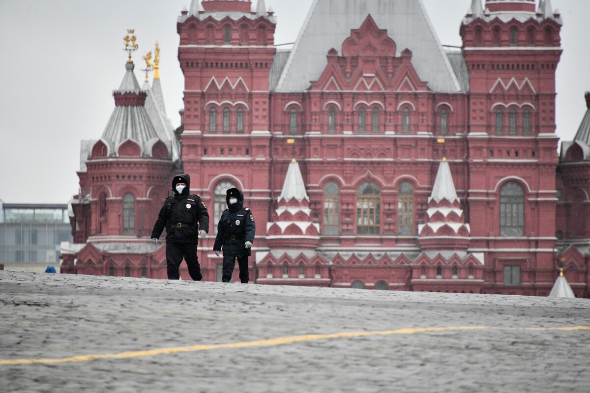 Проживать в городе. Пустая Москва. Пустая Москва фото. Пустая Москва коронавирус. Москва секунды Россия.