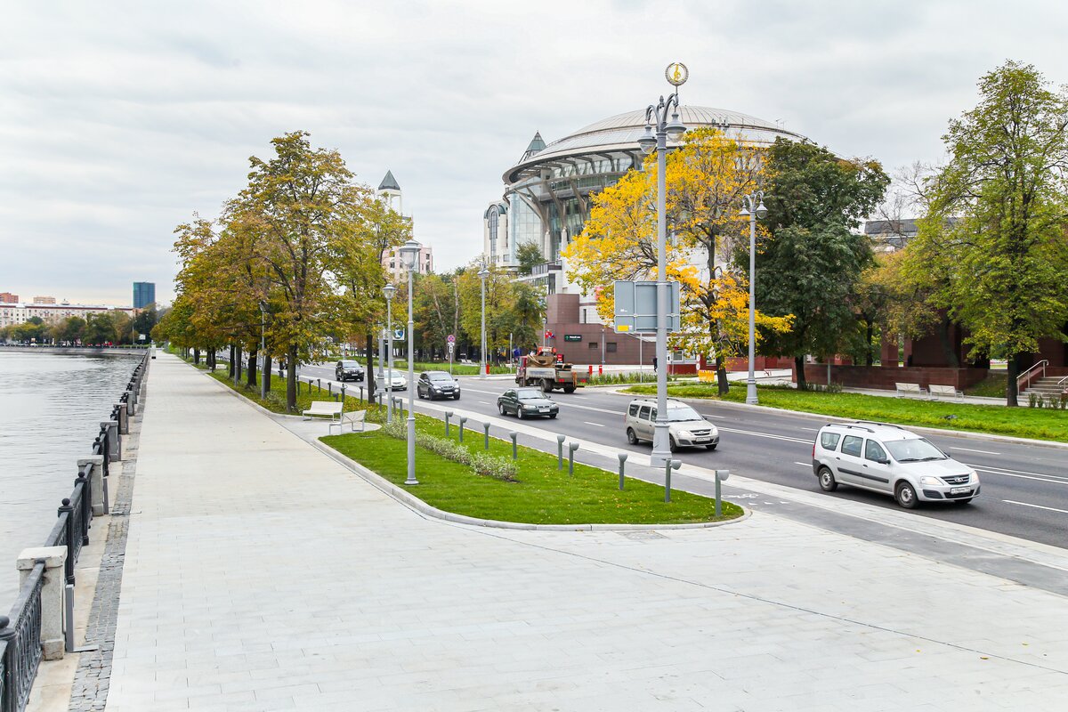 Остров балчуг в москве