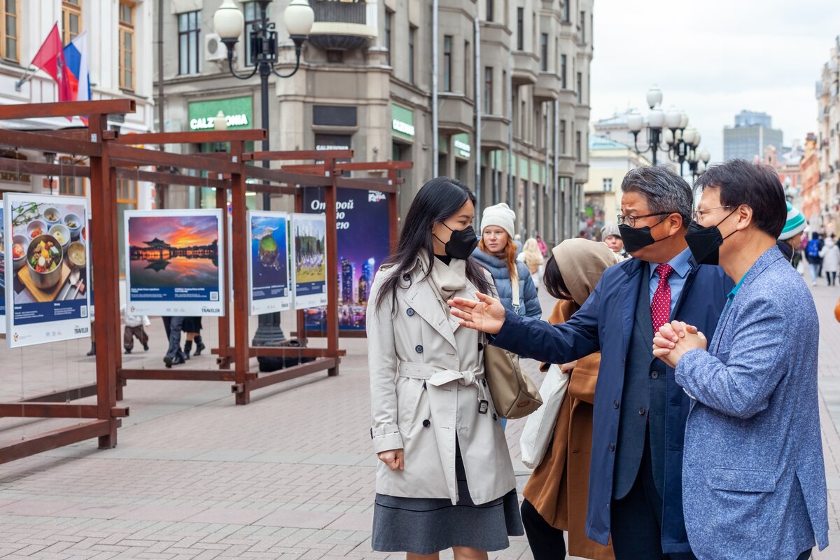 Москва корея время сейчас