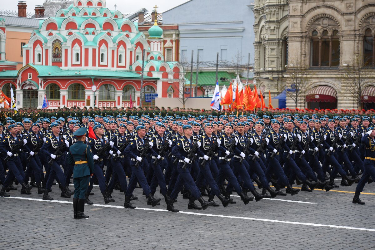 Какой парад проходил в москве. Парад на красной площади. Парад на красной площади 9 мая. Репетиция парада на красной площади. Репетиция парада Победы на красной площади.