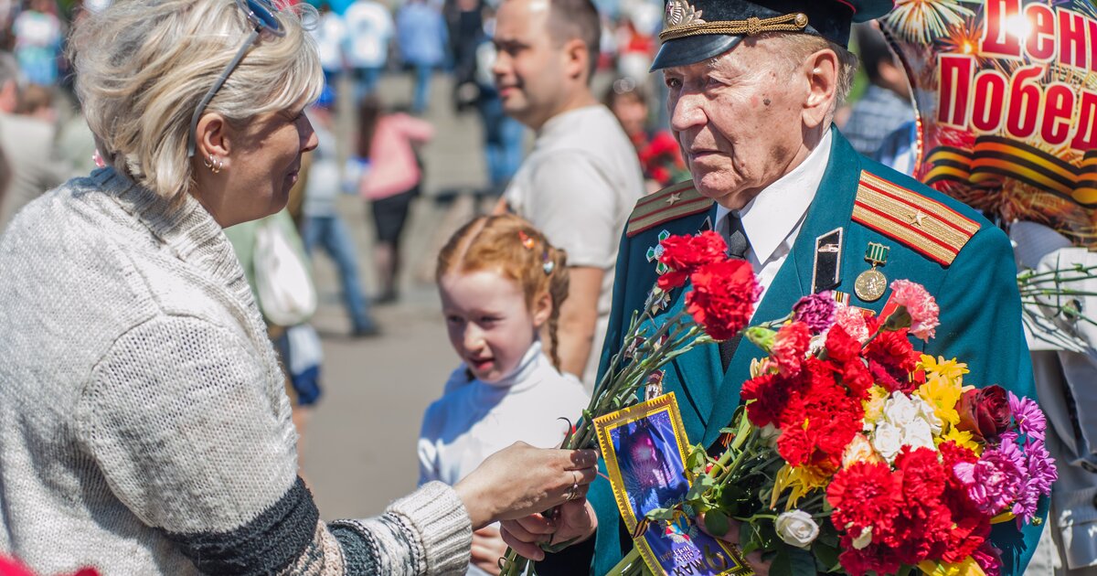 Гвоздика фото 9 мая