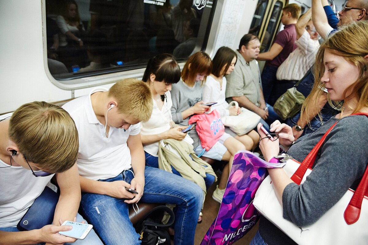 Смотри мне в глаза: так ли мы зависимы от своих гаджетов – Москва 24,  27.05.2016