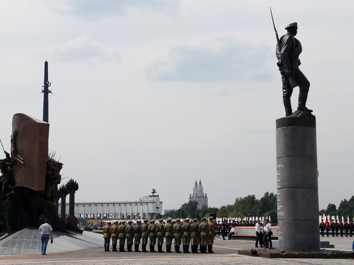 На Поклонной горе может появиться 16-метровая стела Городов воинской славы  – Москва 24, 24.05.2016