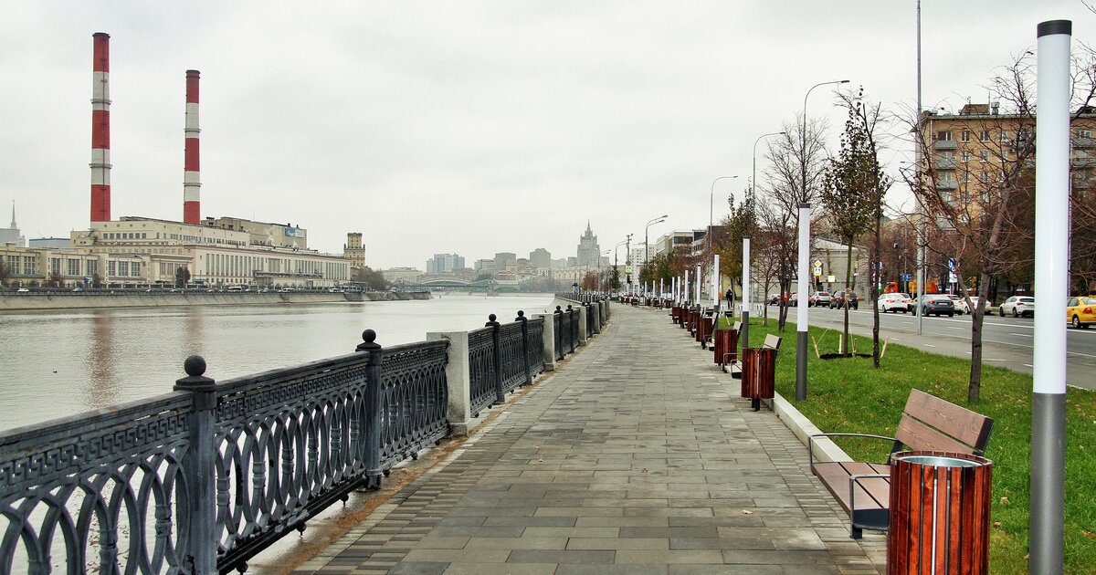 Г набережные московская область. Благоустройство Болотной набережной. Бронницы набережная Москва реки. Набережная улица Москва. Благоустройство Саввинской набережной.