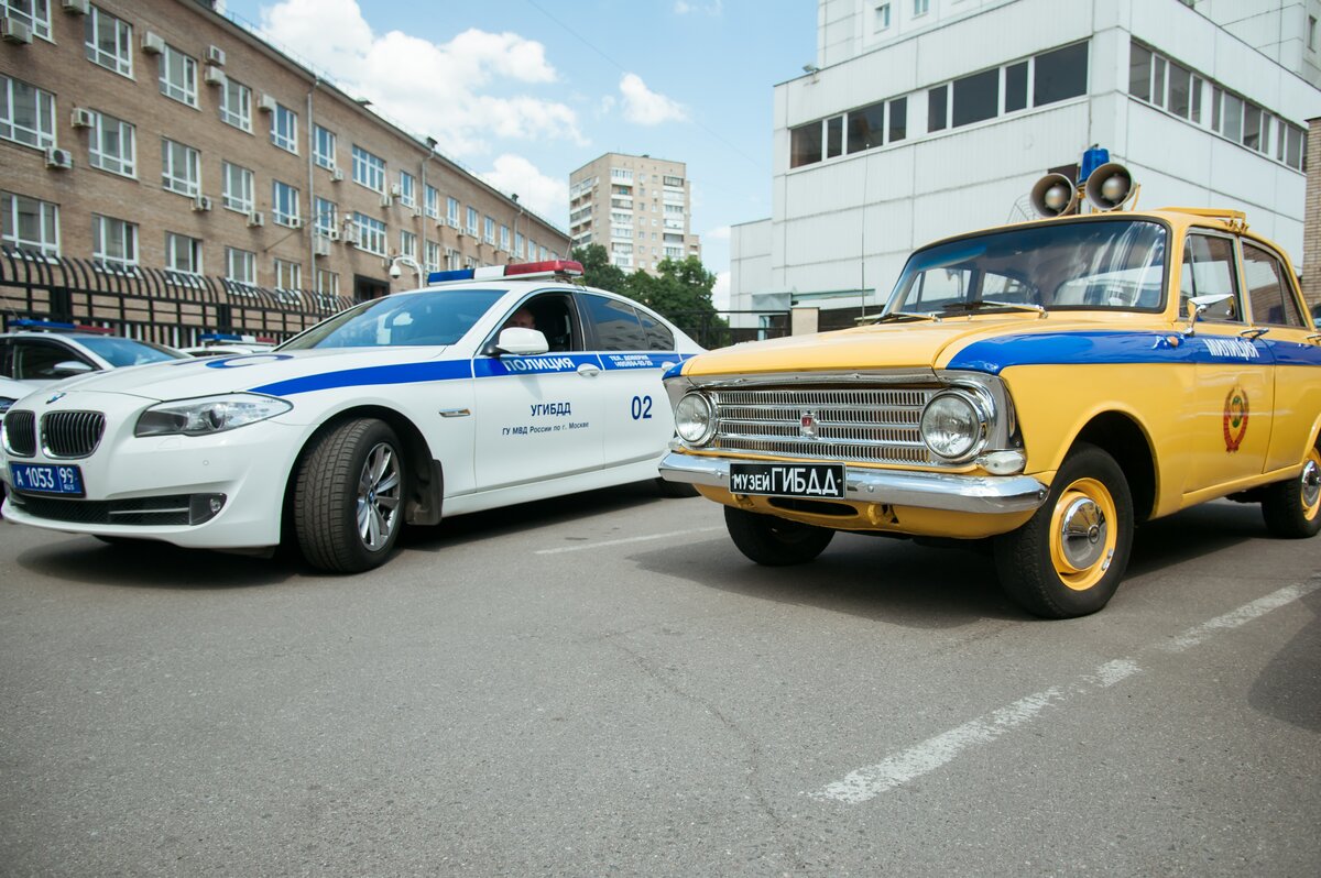 Память в металле: какие ретромашины есть у ГИБДД – Москва 24, 03.07.2016