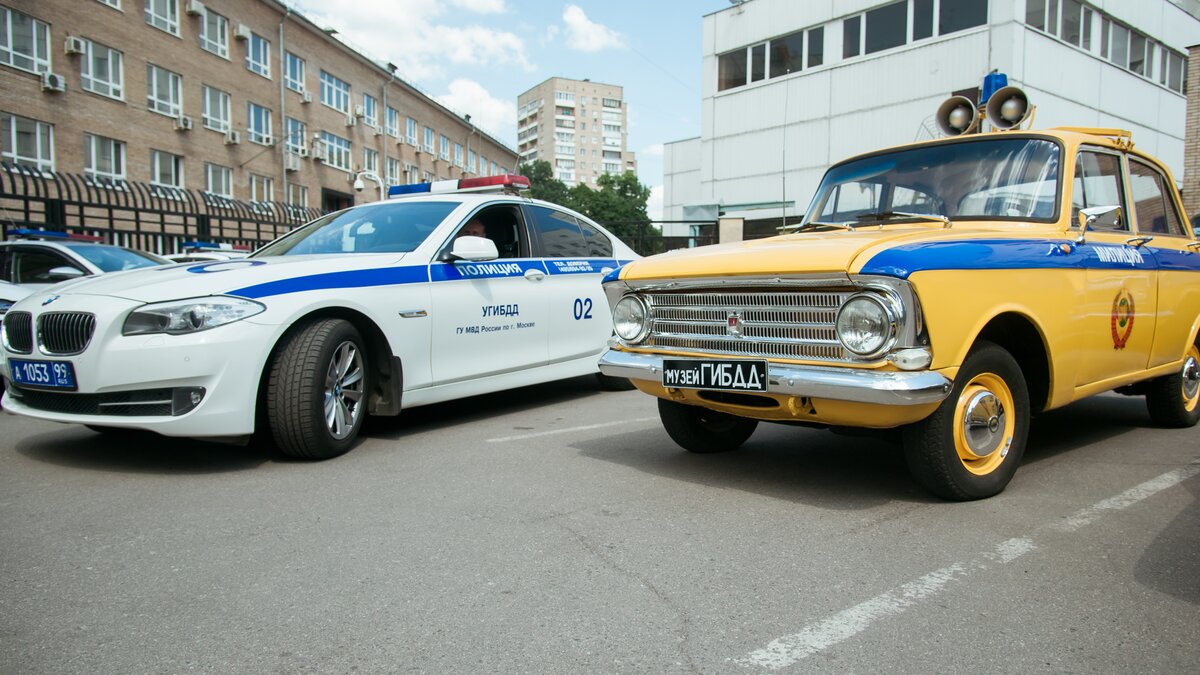 Память в металле: какие ретромашины есть у ГИБДД – Москва 24, 03.07.2016