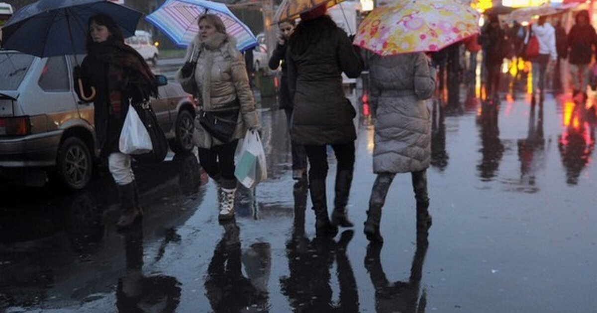 Прошедшая погода. Москва ноябрь дождь. Дождь в Москве в марте. Сегодня тепло на улице. Осадки в Москве в октябре.