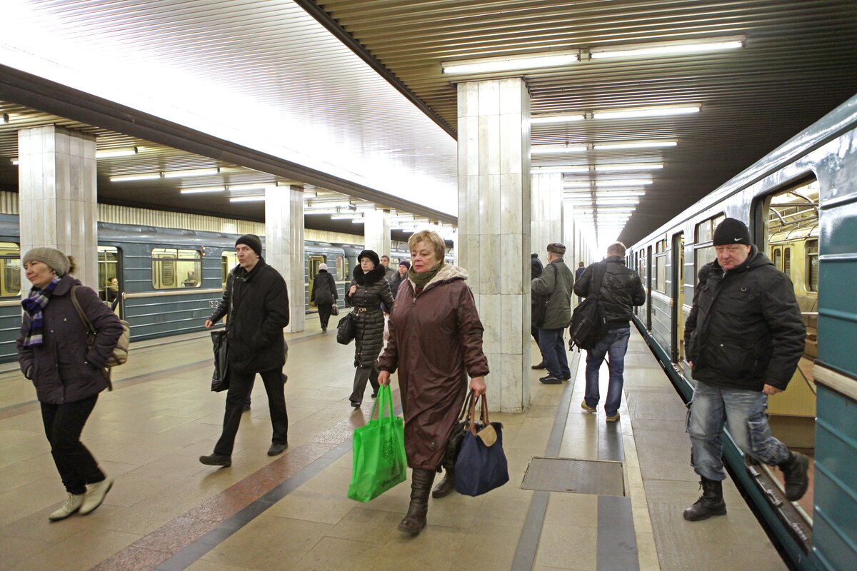 Склад забытых вещей переехал на станцию метро 