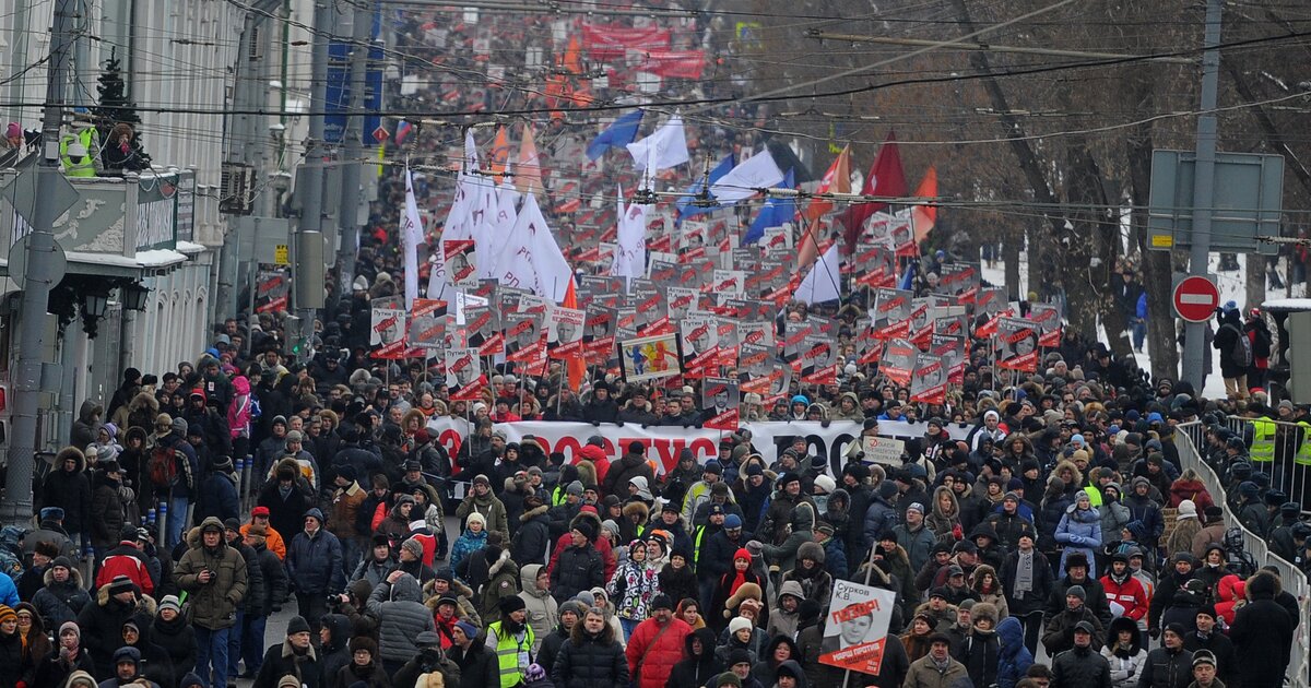 Москва 2014 год. Митинги 2014 в Москве. Протесты в России 2014. Март 2014 год марш мира Москва. Антивоенные протесты 2014.