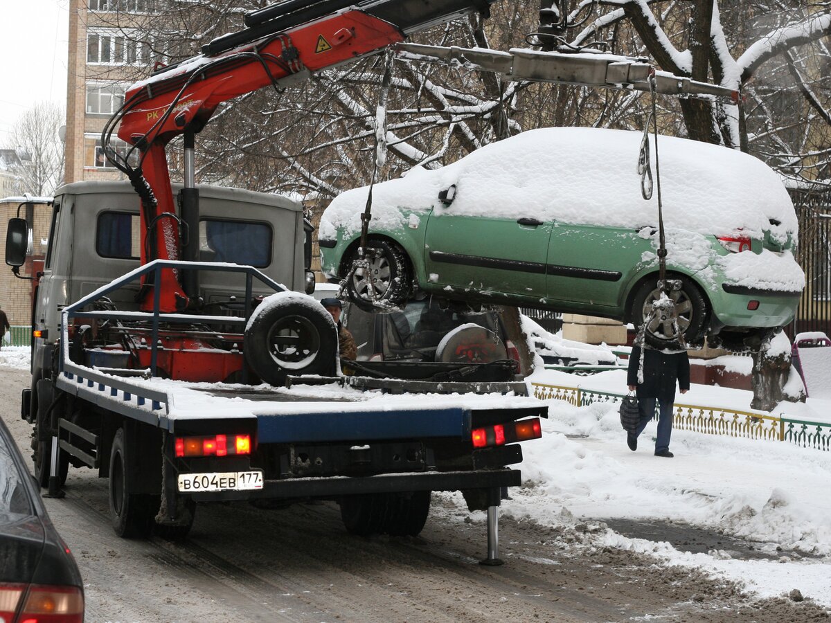 Сообщать об эвакуации автомобиля будут круглосуточно – Москва 24, 12.02.2016