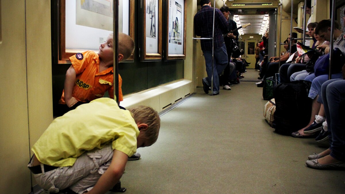 Дети до восьми лет смогут ездить в метро бесплатно – Москва 24, 22.05.2015