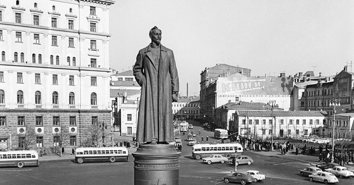 Памятник дзержинскому на лубянке