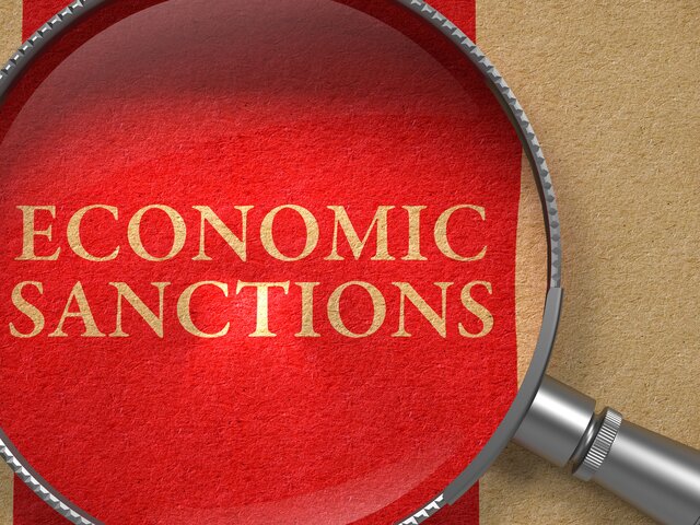 Песков назвал санкции США нелегитимными, подрывающими основы и устои экономики