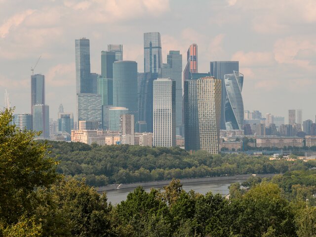 Переменная облачность и до 32 градусов жары ожидаются в Москве 17 июля