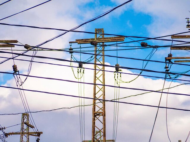 Временные ограничения подачи электроэнергии введены еще в некоторых регионах на юге РФ