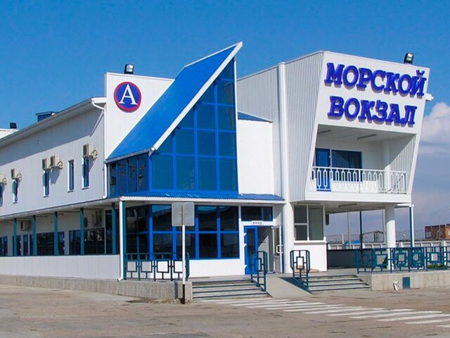 ТАСС: один человек погиб и пятеро пострадали при атаке БПЛА на паром в порту Кавказ