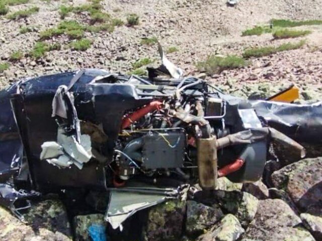 СК: причиной крушения вертолета в Якутии могут быть ошибка пилота, неисправность