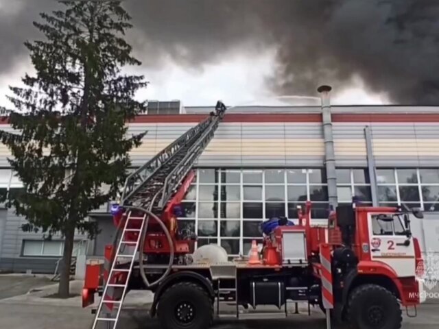 Пожар на территории НПО автоматики в Екатеринбурге локализован на 800 