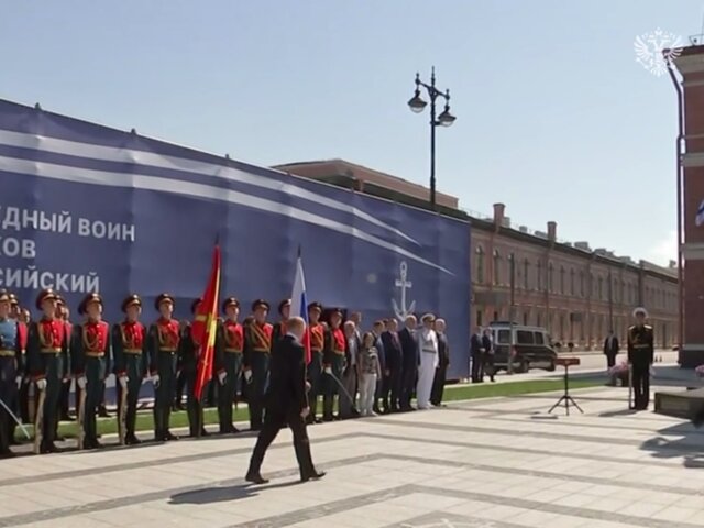 Путин открыл памятник адмиралу Федору Ушакову в Санкт-Петербурге