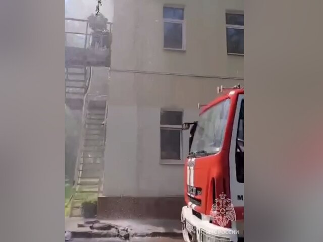 Пожар в здании на востоке Москвы ликвидирован