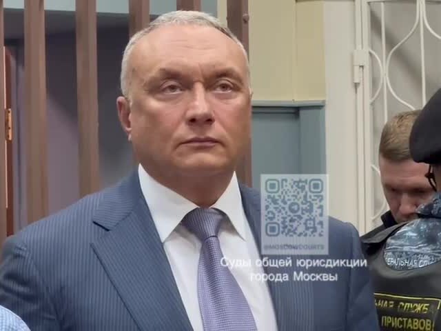 Суд арестовал первого фигуранта дела сенатора Савельева в марте