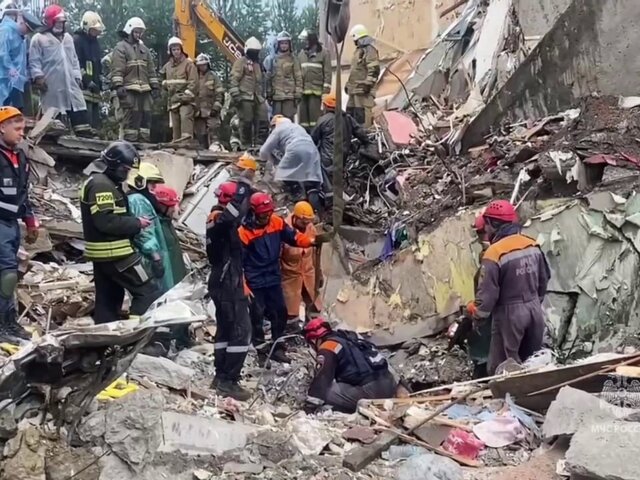 Тела еще двух погибших извлечены из-под завалов обрушившегося дома в Нижнем Тагиле