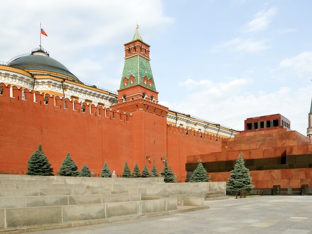 Мавзолей Ленина и некрополь у Кремлевской стены закроют 22 июня