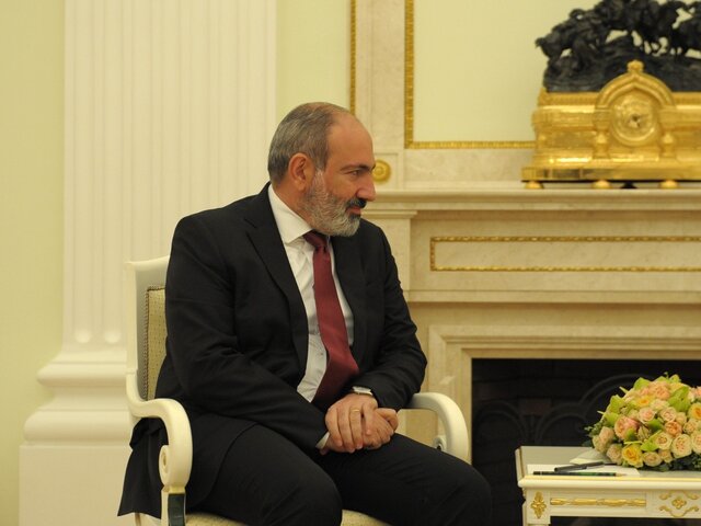 Пашинян поблагодарил Путина за поручение РЖД восстановить железную дорогу в Армении