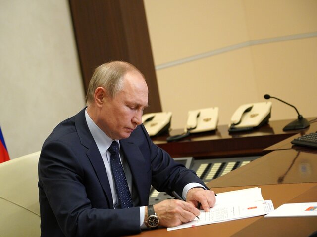 Путин подписал указ о присвоении воинских званий высших офицеров