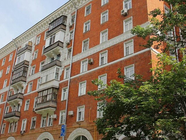 Около 365 домов красного цвета капитально отремонтированы в Москве