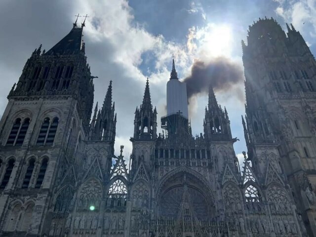BFMTV: пожар в Руанском соборе во Франции локализован
