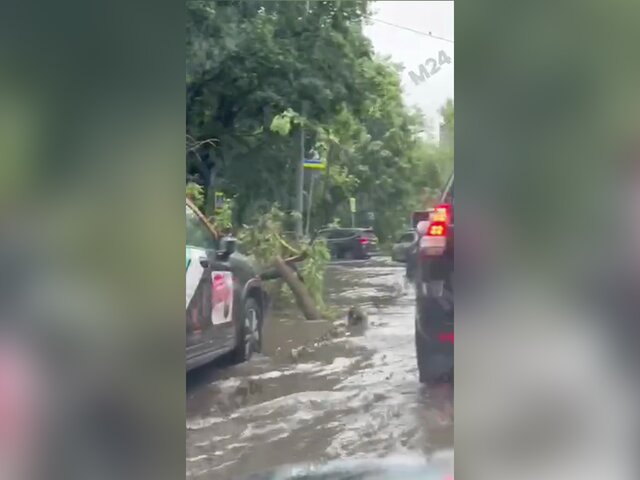 Движение транспорта восстановили на пересечении Ленской и Енисейской улиц